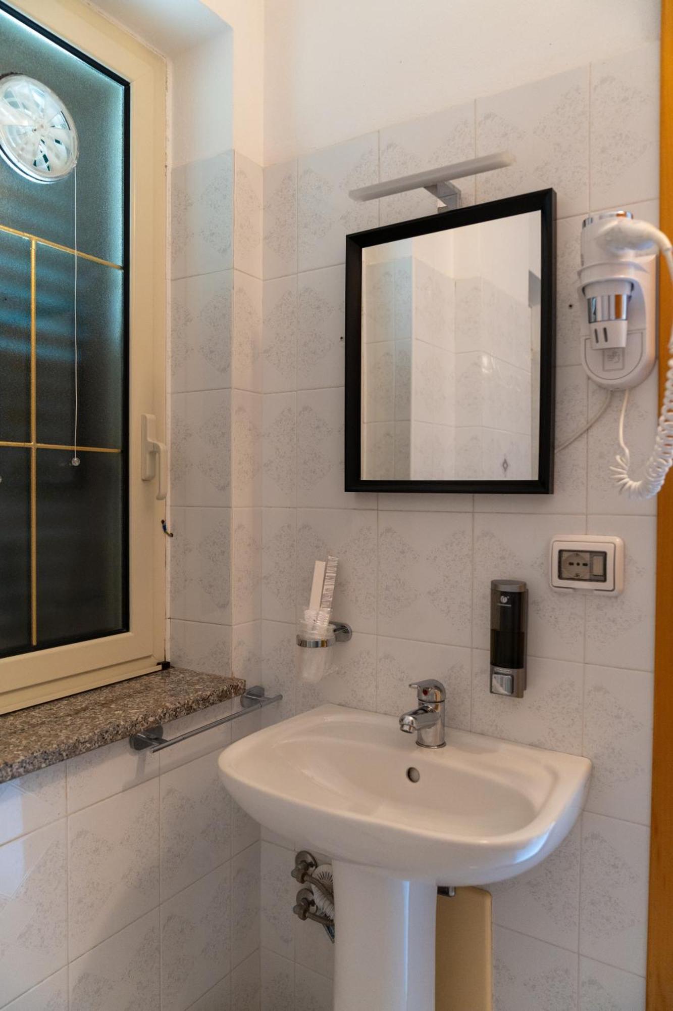 Camera Tripla con Bagno Privato